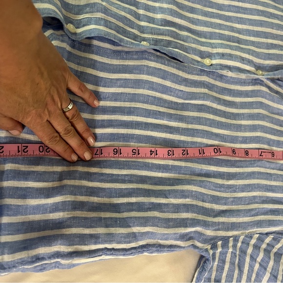 EUC H&M blue and white striped linen button down, Medium. Boxy and oversized - Picture 11 of 12